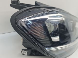 bontott VW GOLF VII Jobb Fényszóró