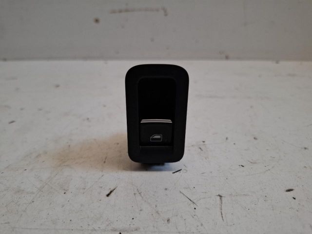 bontott VW GOLF VII Jobb hátsó Ablakemelő Kapcsoló