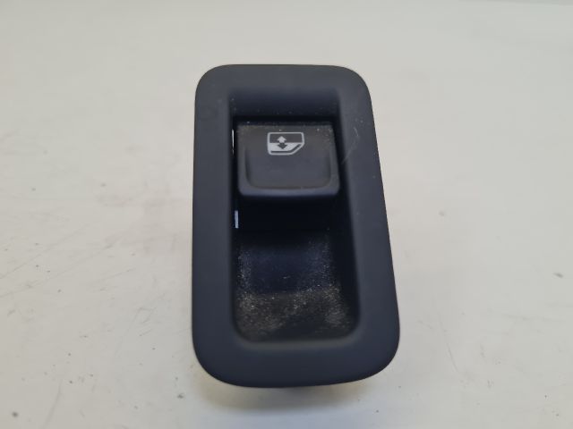 bontott VW GOLF VII Jobb hátsó Ablakemelő Kapcsoló