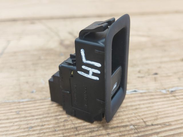 bontott VW GOLF VII Jobb hátsó Ablakemelő Kapcsoló