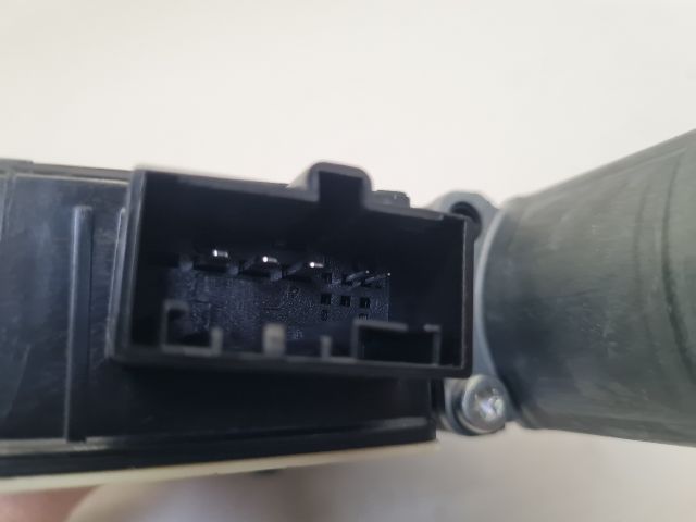 bontott VW GOLF VII Jobb hátsó Ablakemelő Motor