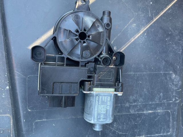 bontott VW GOLF VII Jobb hátsó Ablakemelő Motor