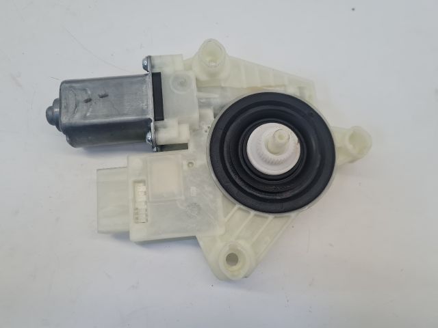 bontott VW GOLF VII Jobb hátsó Ablakemelő Motor