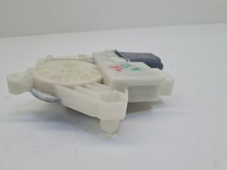 bontott VW GOLF VII Jobb hátsó Ablakemelő Motor