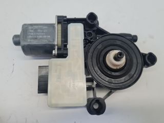 bontott VW GOLF VII Jobb hátsó Ablakemelő Motor