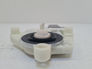 bontott VW GOLF VII Jobb hátsó Ablakemelő Motor