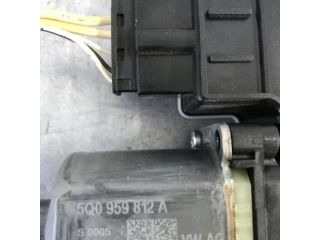 bontott VW GOLF VII Jobb hátsó Ablakemelő Motor