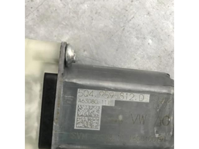 bontott VW GOLF VII Jobb hátsó Ablakemelő Motor