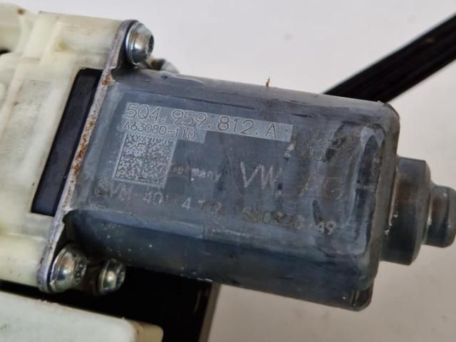 bontott VW GOLF VII Jobb hátsó Ablakemelő Szerkezet (Elektromos)