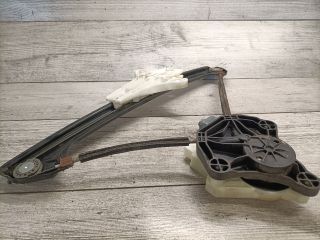 bontott VW GOLF VII Jobb hátsó Ablakemelő Szerkezet (Elektromos)