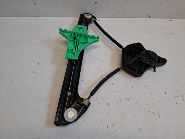 bontott VW GOLF VII Jobb hátsó Ablakemelő Szerkezet (Elektromos)