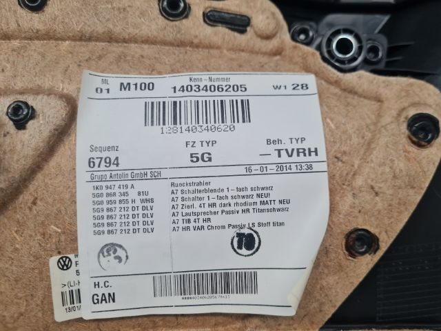 bontott VW GOLF VII Jobb hátsó Ajtó Kárpit