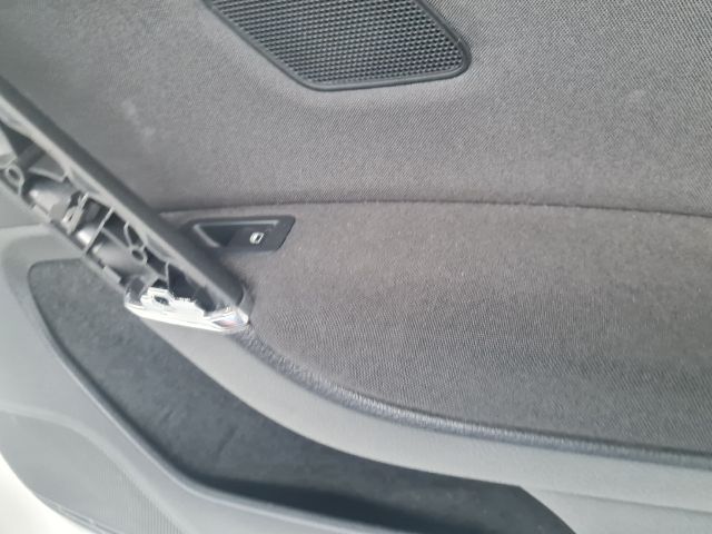 bontott VW GOLF VII Jobb hátsó Ajtó Kárpit