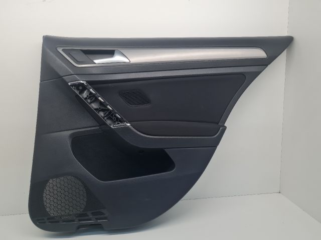 bontott VW GOLF VII Jobb hátsó Ajtó Kárpit