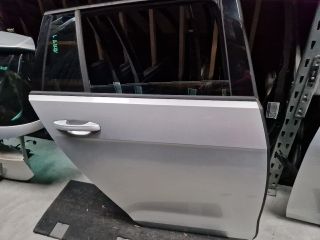 bontott VW GOLF VII Jobb hátsó Ajtó (Részeivel)
