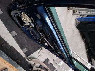 bontott VW GOLF VII Jobb hátsó Ajtó (Részeivel)