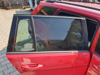 bontott VW GOLF VII Jobb hátsó Ajtó (Részeivel)