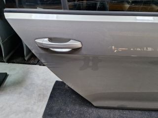 bontott VW GOLF VII Jobb hátsó Ajtó (Részeivel)
