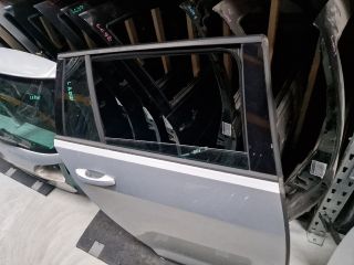 bontott VW GOLF VII Jobb hátsó Ajtó (Részeivel)