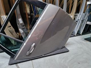 bontott VW GOLF VII Jobb hátsó Ajtó (Részeivel)