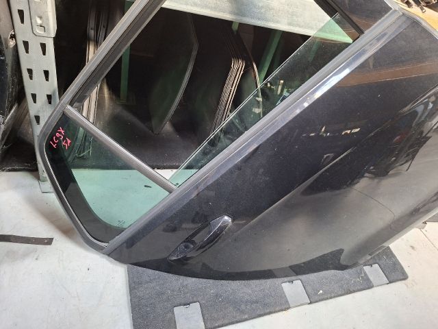 bontott VW GOLF VII Jobb hátsó Ajtó (Részeivel)