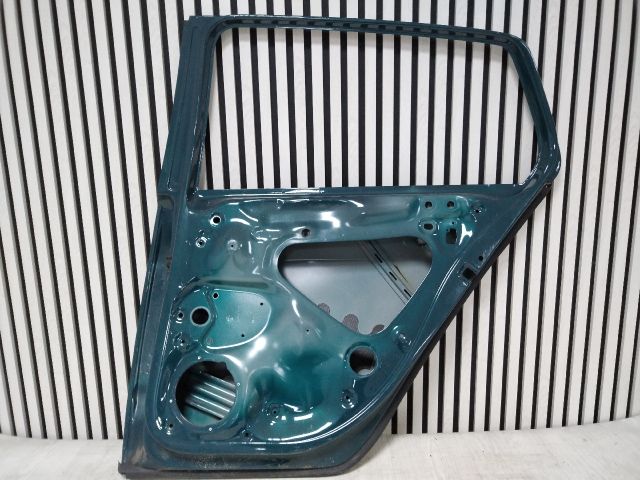 bontott VW GOLF VII Jobb hátsó Ajtó (Üres lemez)