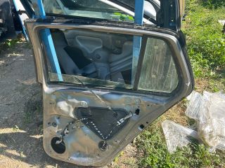 bontott VW GOLF VII Jobb hátsó Ajtó (Üres lemez)