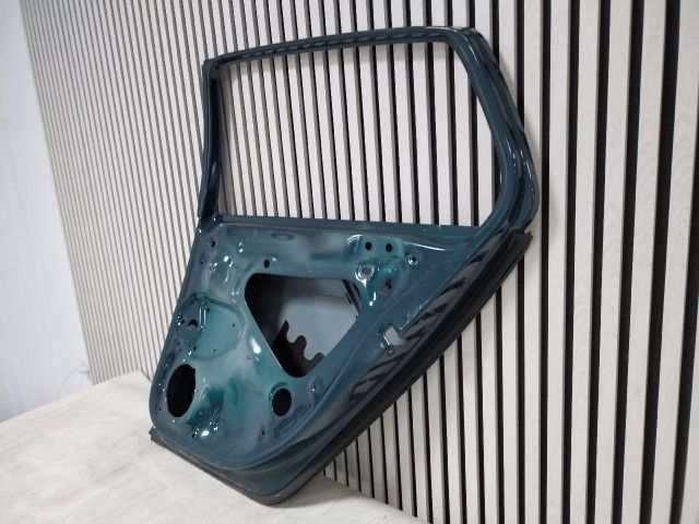 bontott VW GOLF VII Jobb hátsó Ajtó (Üres lemez)