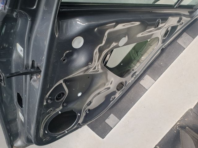 bontott VW GOLF VII Jobb hátsó Ajtó (Üres lemez)