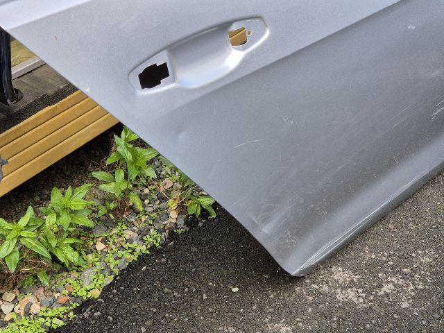 bontott VW GOLF VII Jobb hátsó Ajtó (Üres lemez)