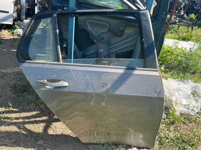 bontott VW GOLF VII Jobb hátsó Ajtó (Üres lemez)