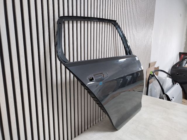 bontott VW GOLF VII Jobb hátsó Ajtó (Üres lemez)