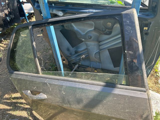 bontott VW GOLF VII Jobb hátsó Ajtó (Üres lemez)