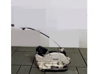 bontott VW GOLF VII Jobb hátsó Ajtózár