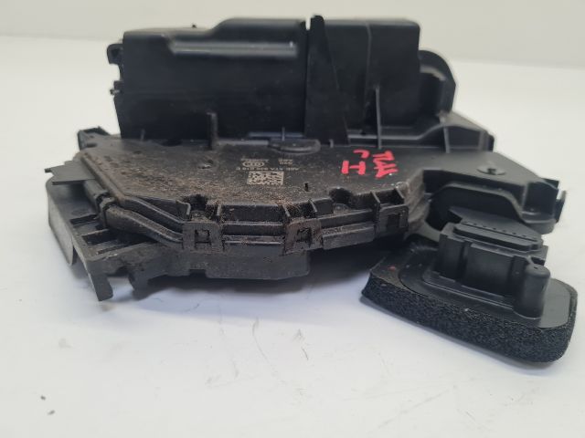 bontott VW GOLF VII Jobb hátsó Ajtózár