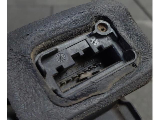 bontott VW GOLF VII Jobb hátsó Ajtózár