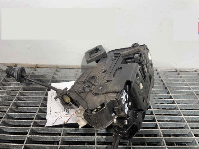 bontott VW GOLF VII Jobb hátsó Ajtózár