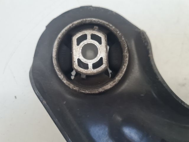 bontott VW GOLF VII Jobb hátsó Alsó Hátsó Lengőkar