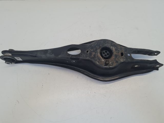 bontott VW GOLF VII Jobb hátsó Alsó Lengőkar