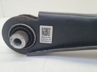 bontott VW GOLF VII Jobb hátsó Alsó Lengőkar