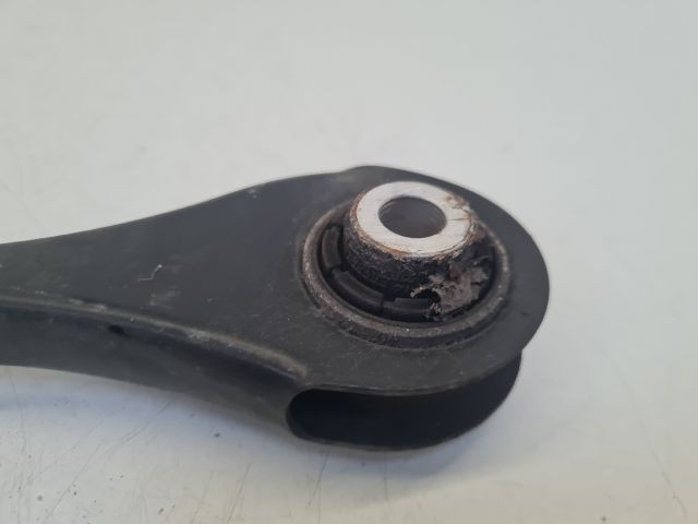 bontott VW GOLF VII Jobb hátsó Alsó Lengőkar