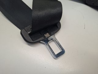 bontott VW GOLF VII Jobb hátsó Biztonsági Öv