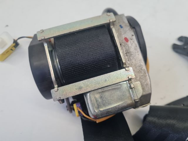 bontott VW GOLF VII Jobb hátsó Biztonsági Öv