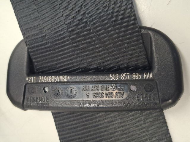 bontott VW GOLF VII Jobb hátsó Biztonsági Öv