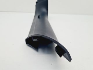 bontott VW GOLF VII Jobb hátsó Csomagtér Burkolat (Műanyag)