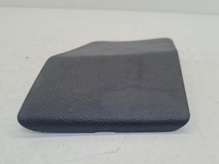 bontott VW GOLF VII Jobb hátsó Csomagtér Burkolat (Műanyag)