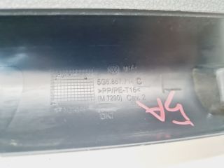 bontott VW GOLF VII Jobb hátsó Csomagtér Burkolat (Műanyag)