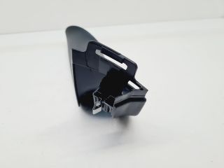 bontott VW GOLF VII Jobb hátsó Csomagtér Burkolat (Műanyag)