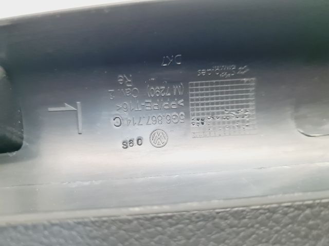 bontott VW GOLF VII Jobb hátsó Csomagtér Burkolat (Műanyag)
