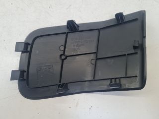 bontott VW GOLF VII Jobb hátsó Csomagtér Burkolat (Műanyag)